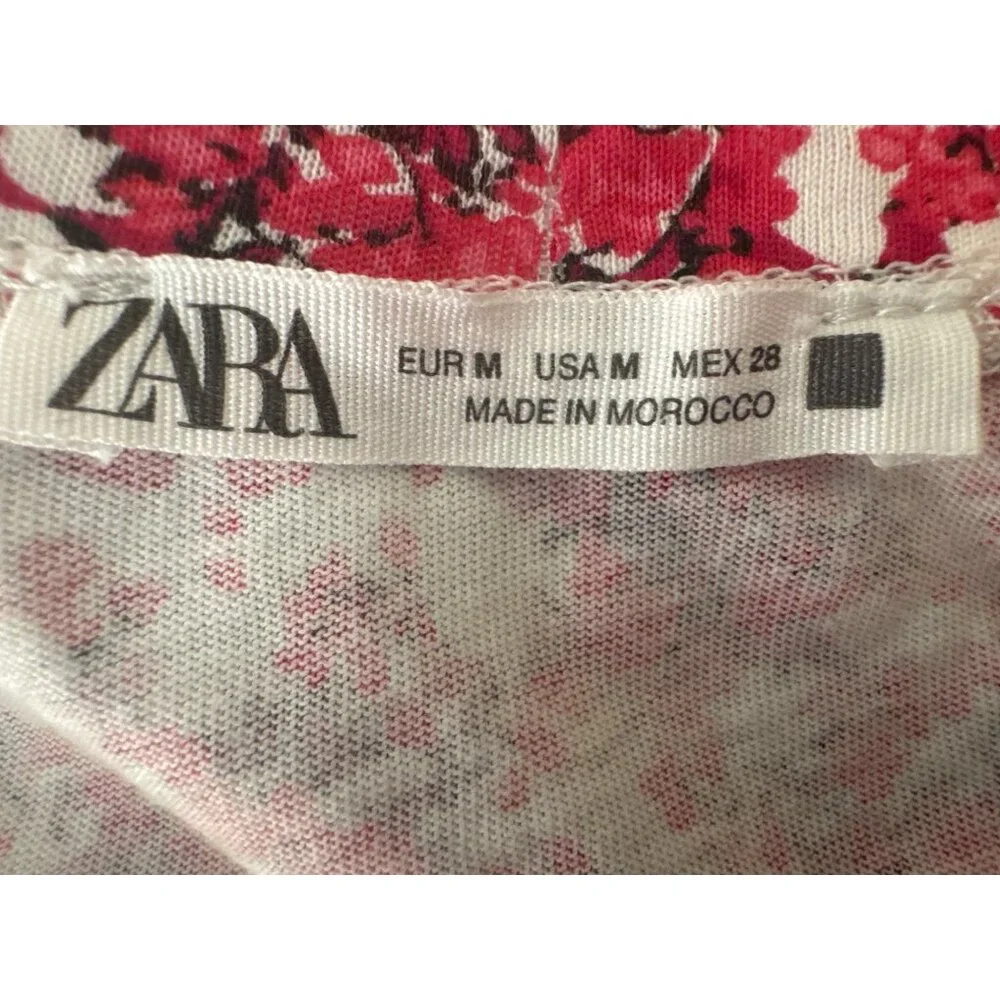 2/$30 ZARA Medium Floral Print Top With Puff Sleeves